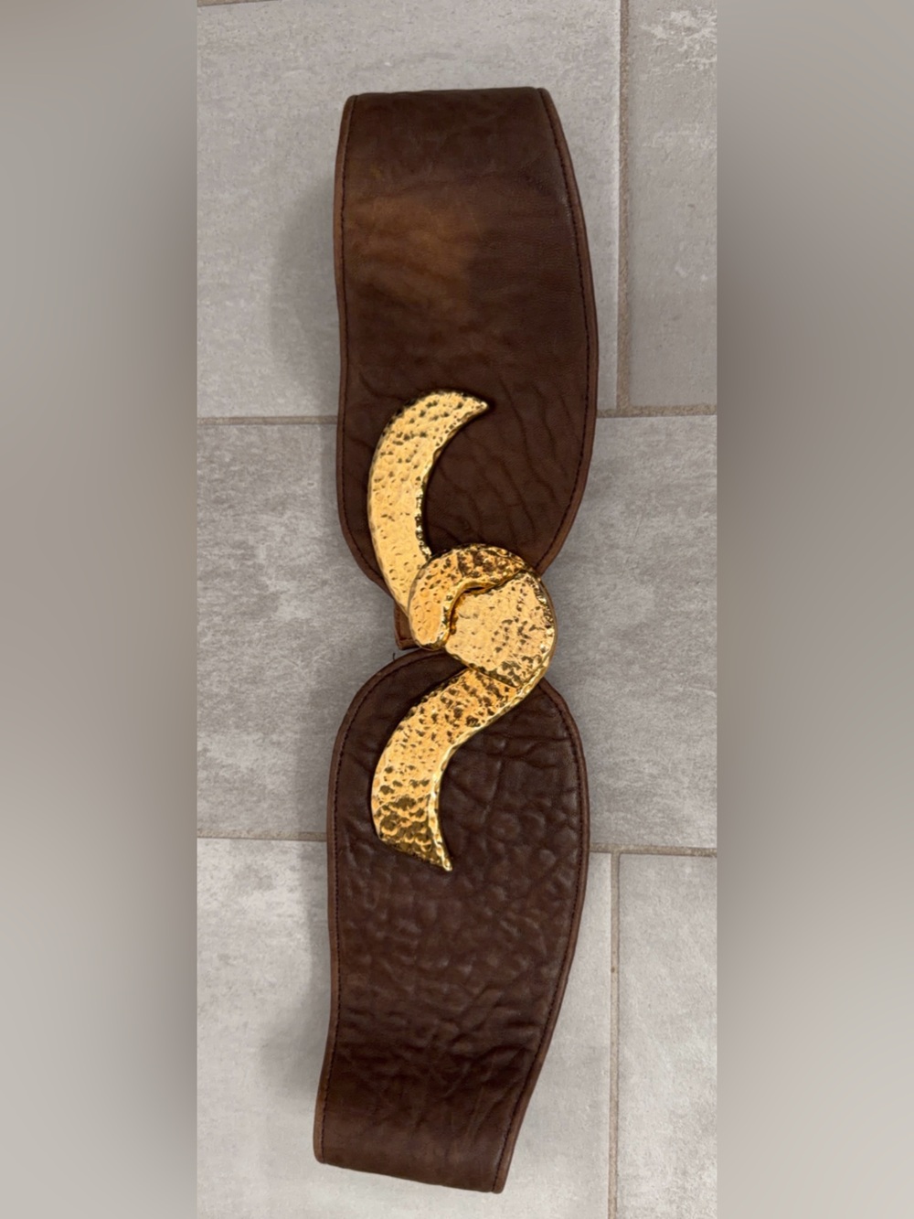 Raina Hammered Gold Accent Brown Leather Belt - Picture 2 of 9